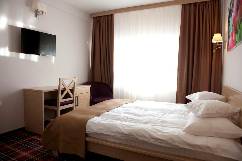 Hotel Leon & Spa Arad Camera foto