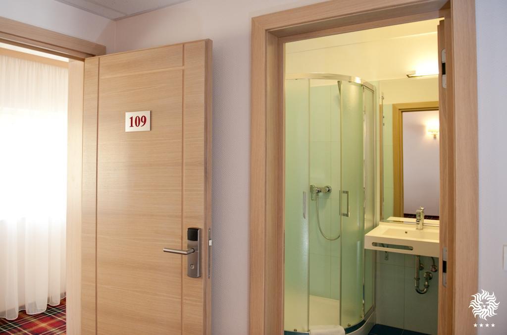 Hotel Leon & Spa Arad Camera foto